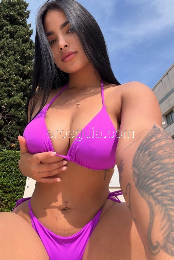 Naty, Colombiana