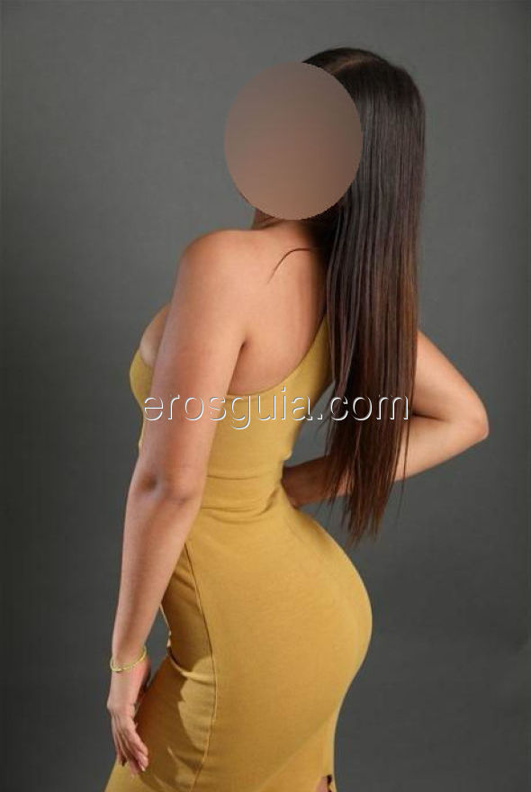 Mía, escort Marbella Colombian