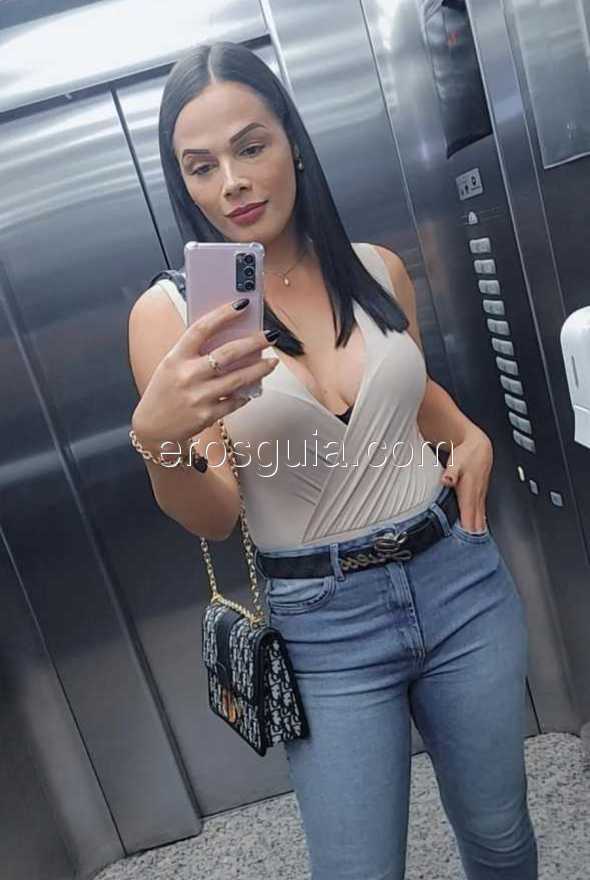 Bruna Castro, escort trans