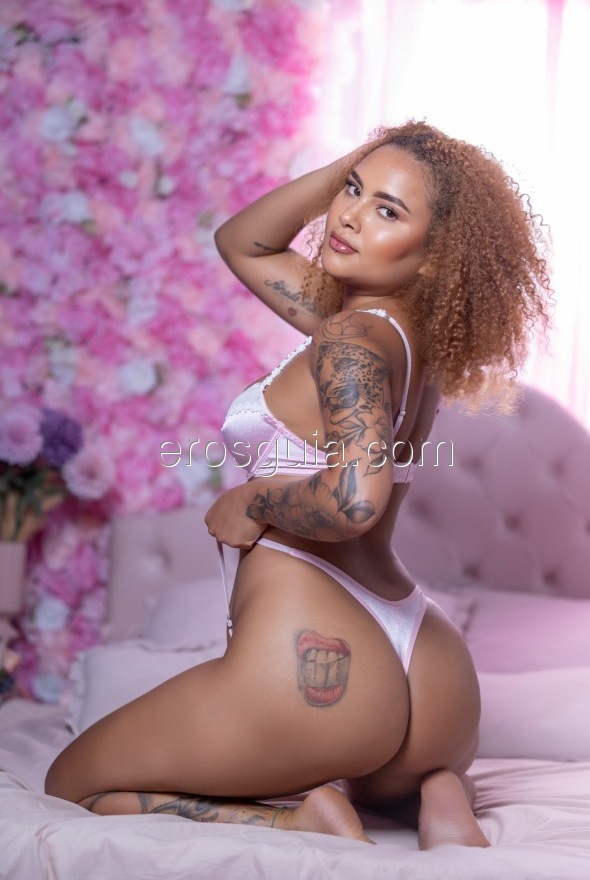 Luna, escort barcelona Brasileña