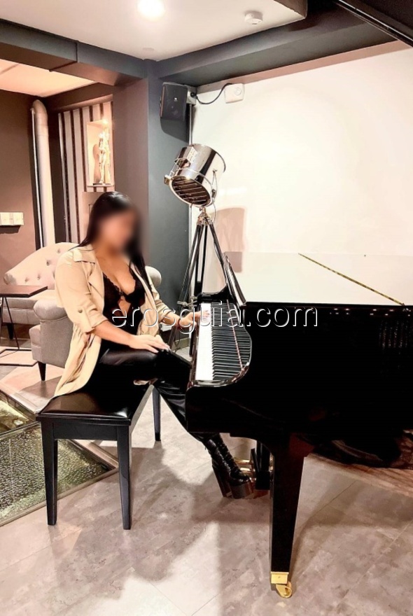 Mariana, escort en valencia Colombiana