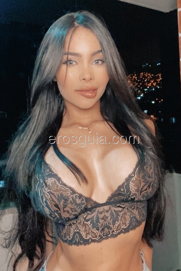 Valentina, Barcelona escort Colombian