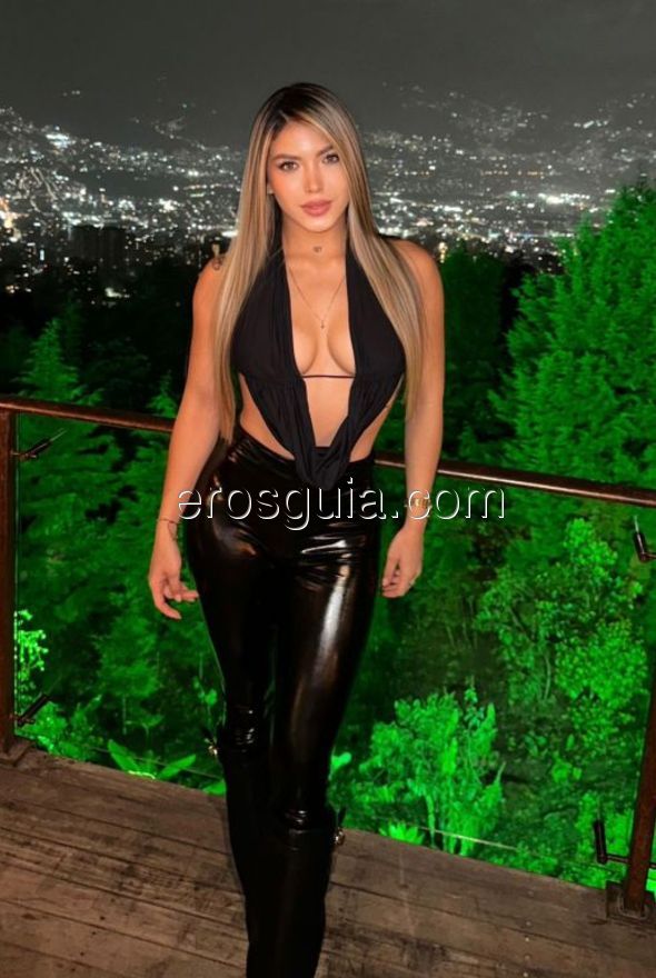 Aria Fox, escort en barcelona