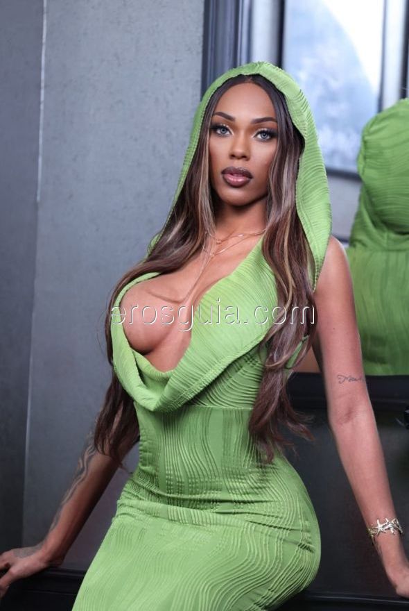 Barbie Black, Brazilian