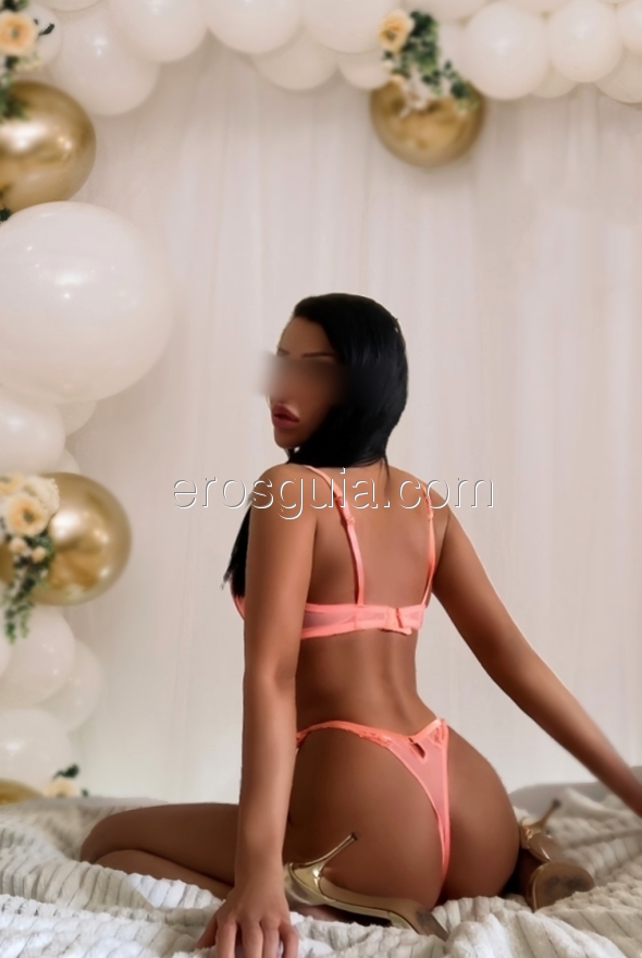 Alessia, escort en barcelona