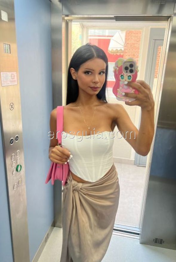 Bella, trans escort Madrid Colombian