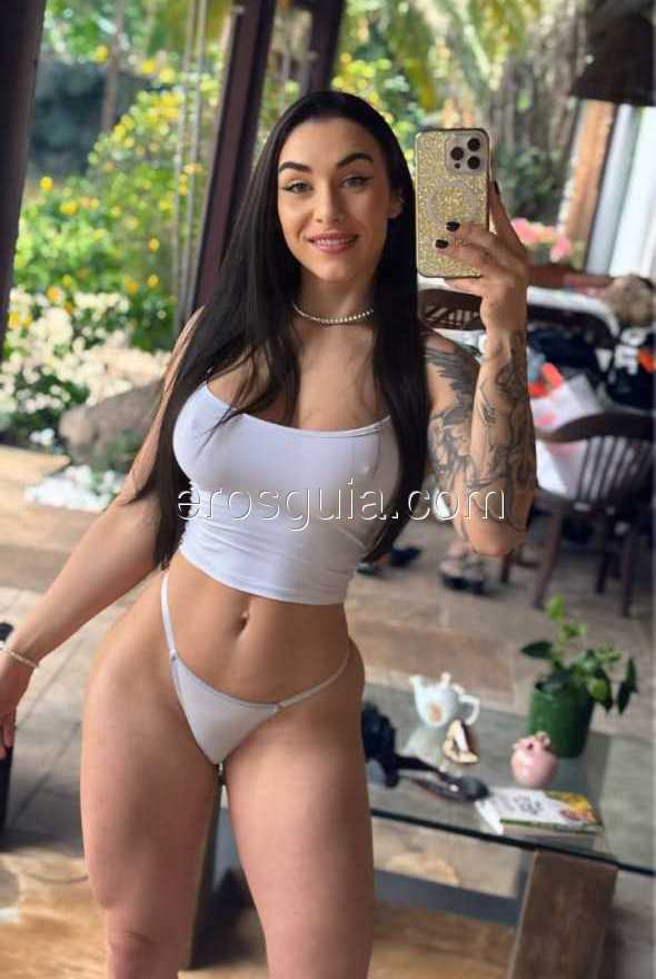 Luna Gatti, Brasileña