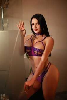 Sarita , shemale escort spain Colombian