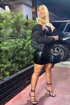 Carlota, escort en madrid Española