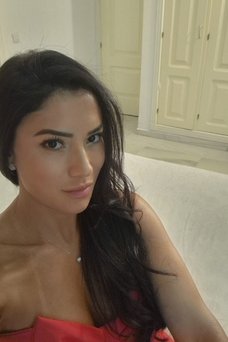 Victória , marbella escort Brasiliana