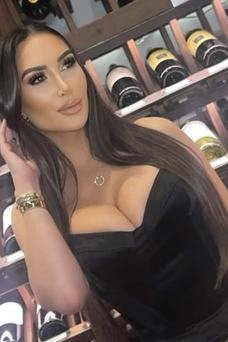 Mayra, escort en barcelona Española