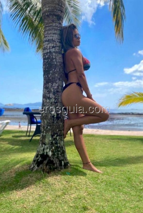 Daniela, Colombiana