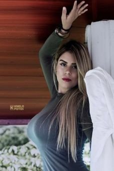 Daniela, Colombiana