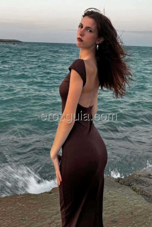 Gala, escort en barcelona Española
