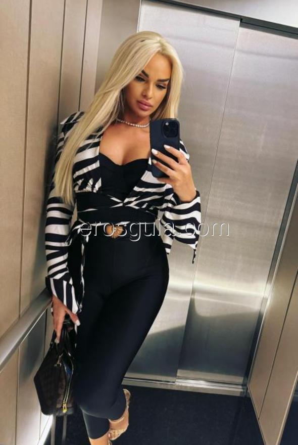 Blondie, escort girl à Marbella