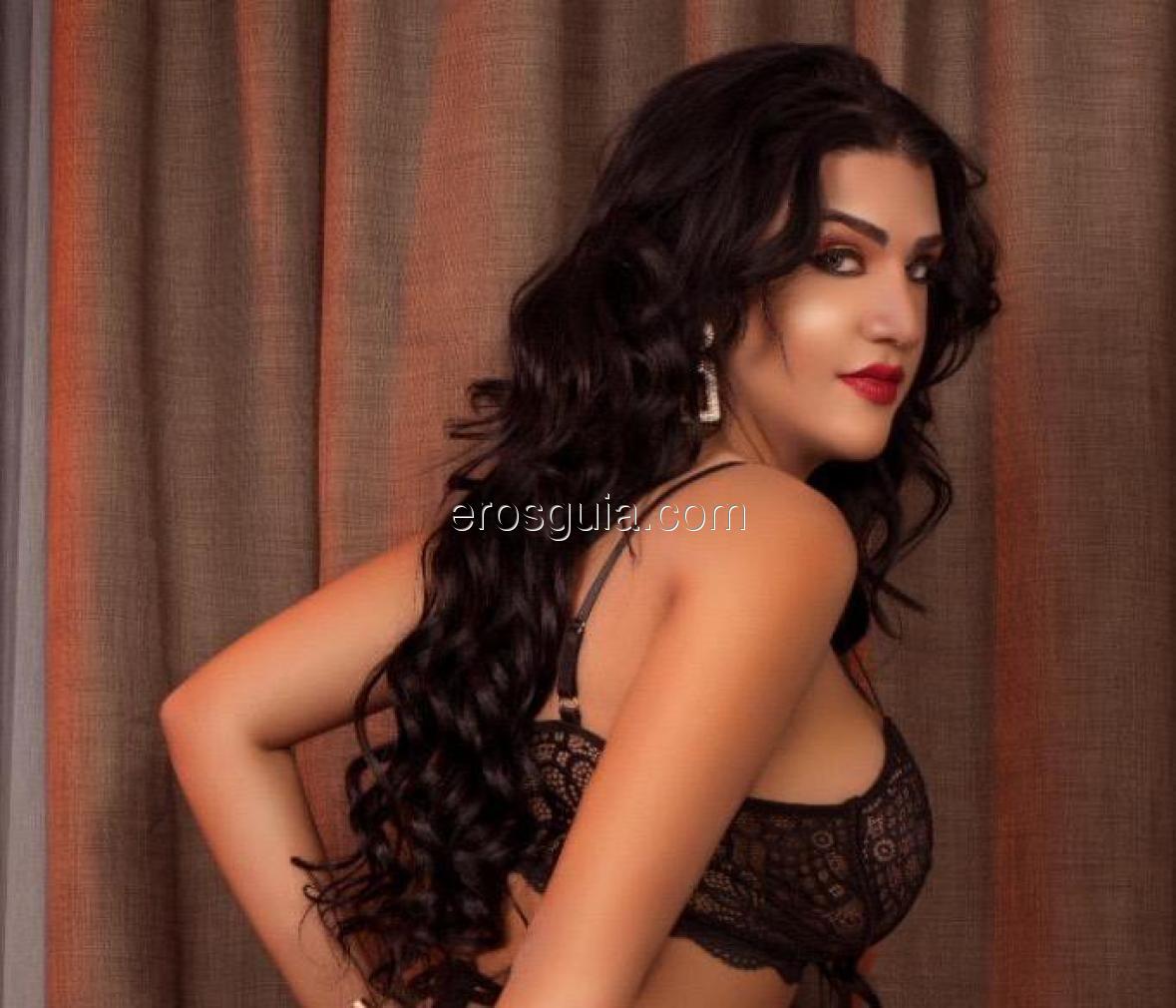 Camila, escort trans Madrid Cubaine