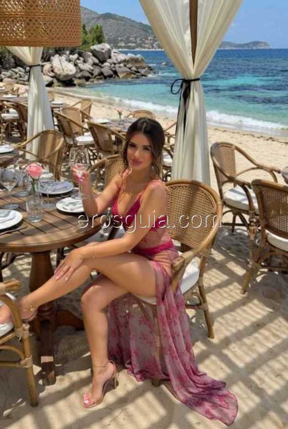 Karina , escorte girl à Marbella 