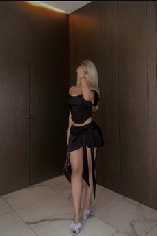 Laura Jaramillo , escorte espagne Colombienne