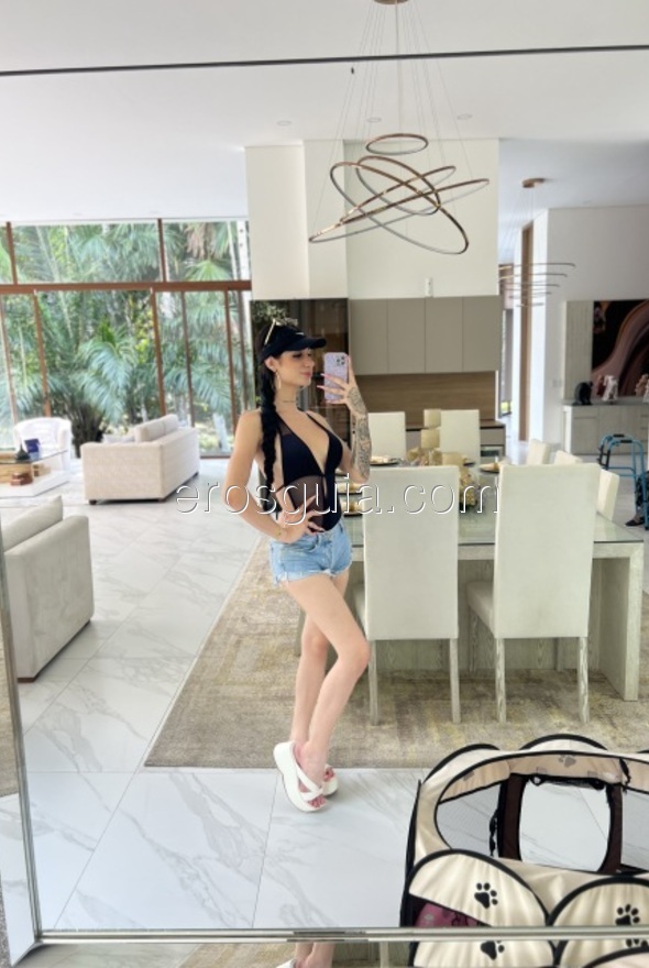 Sarah Sophia Neira Rivera , Colombiana