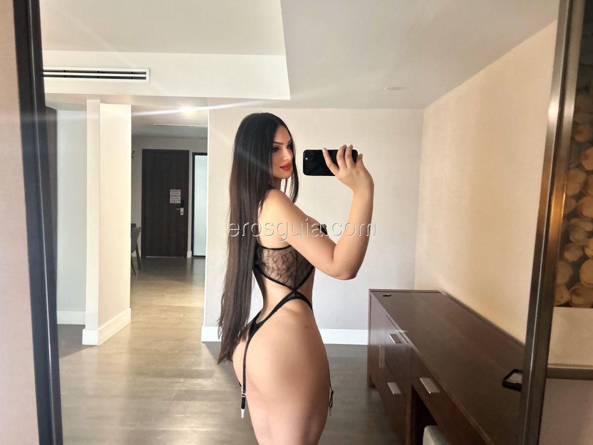 Valery, Venezuelan