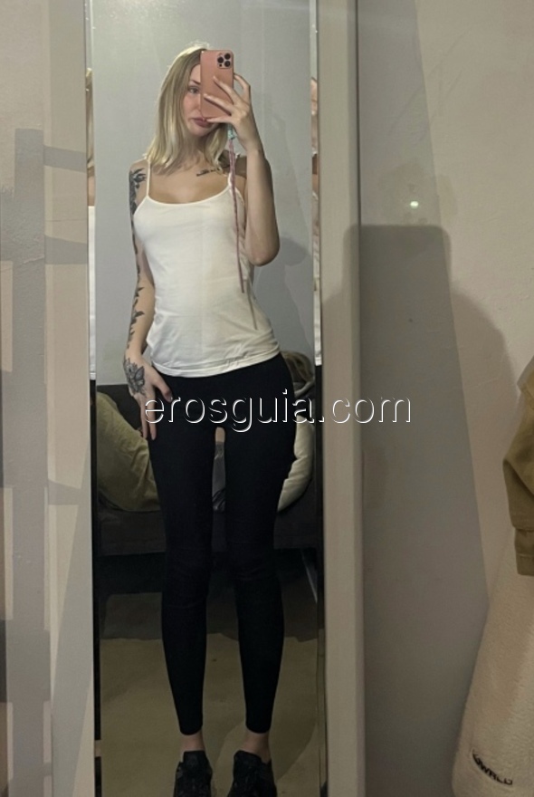 Elizabeth, escort trans Russa