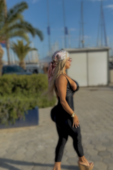 Barby, Escort a Barcellona