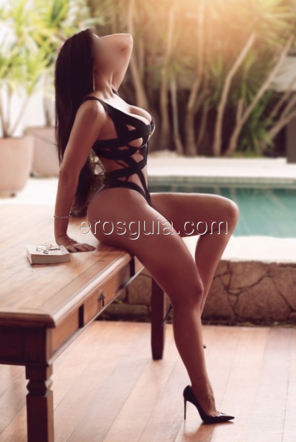 Demi, escort en madrid