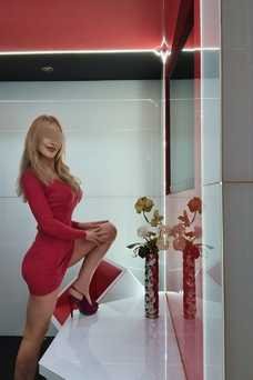 Nika , escort en barcelona Española
