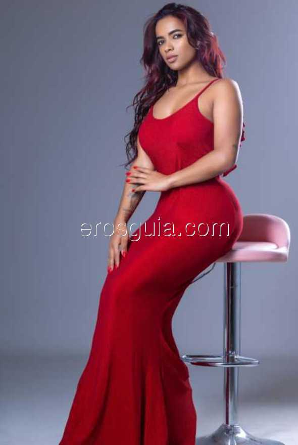 Beatriz, escorte girl à Barcelone Brésilienne