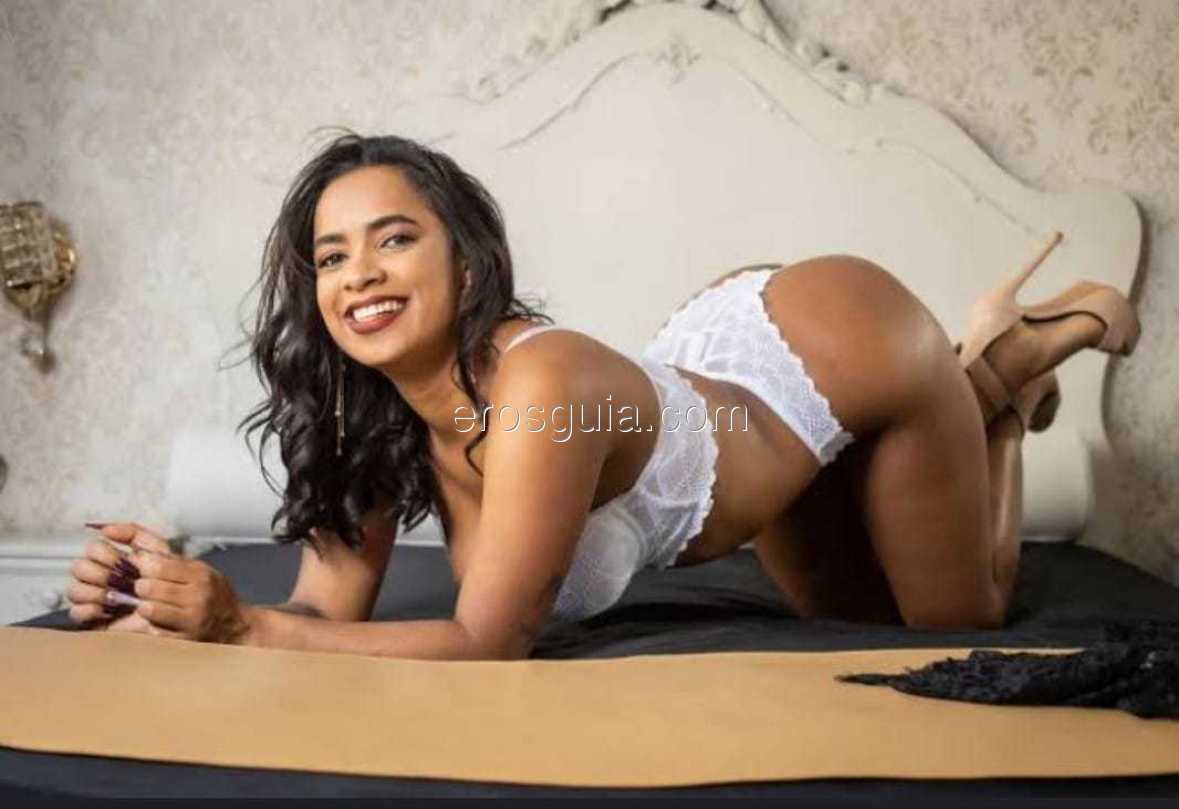 Beatriz, escort Barcelone Brésilienne