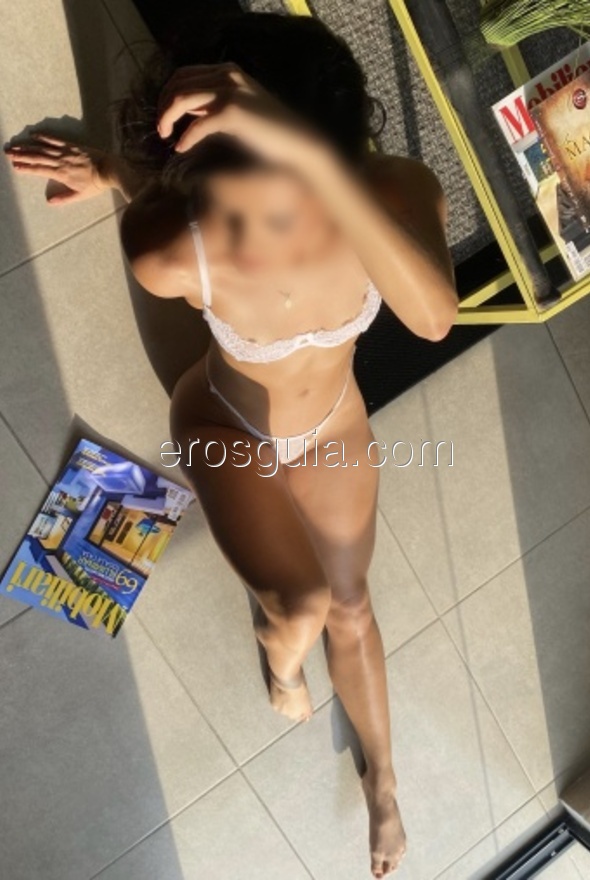 Bella, Barcelona escort Colombian