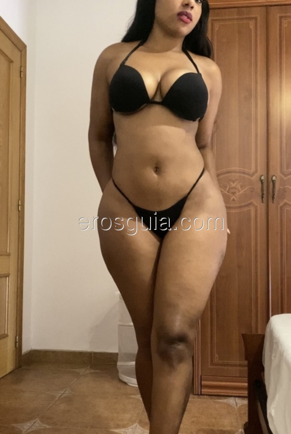 Daniela , escort Barcelona Colombian
