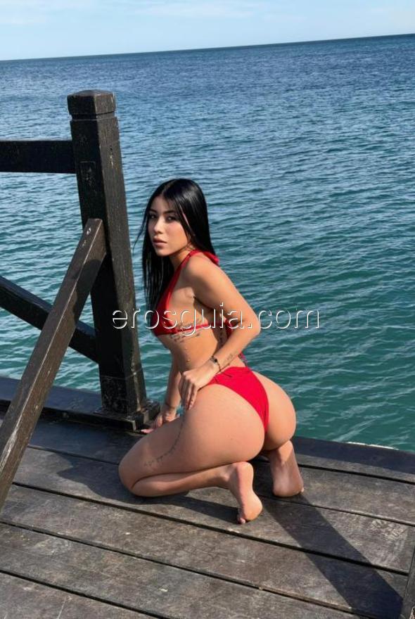 Laura Sophia, Colombian