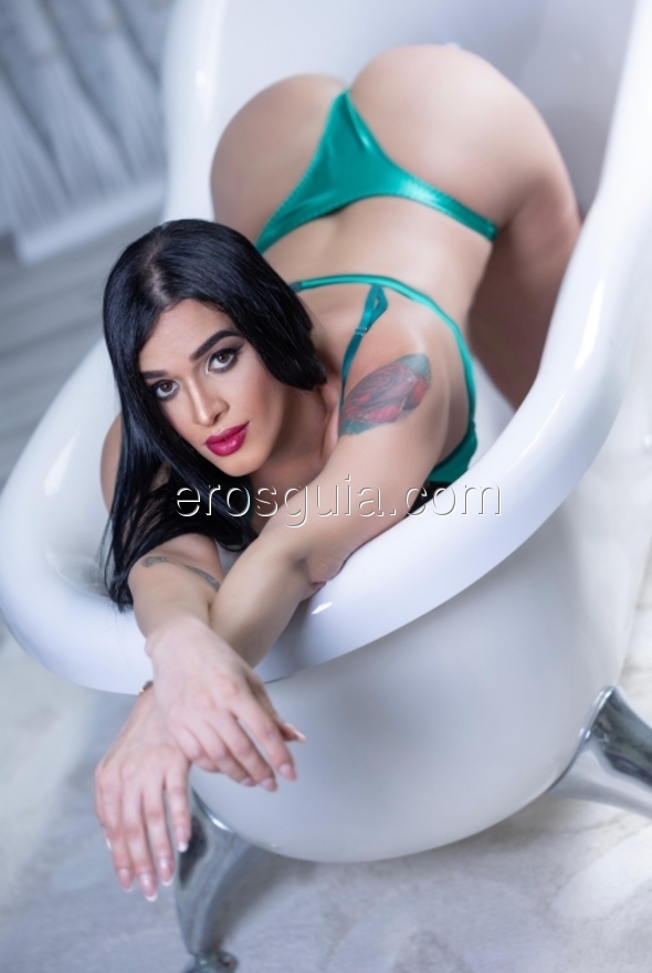 Áquila , escorte trans à barcelone Brésilienne