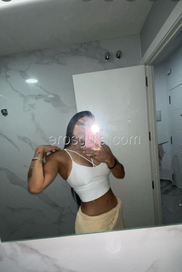 Luna, escort en barcelona