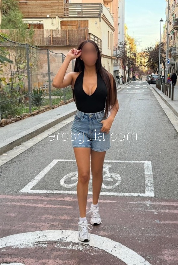 Ainoa, escort girl à Barcelone