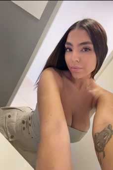 Zaira , Colombiana