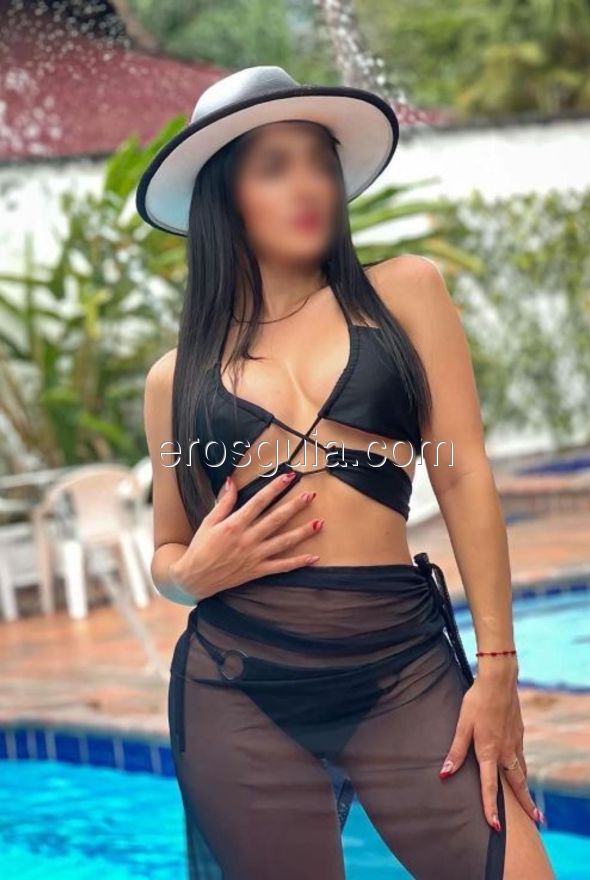 Dulce María, Colombiana