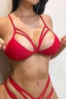 Abril , spain escorts Colombian