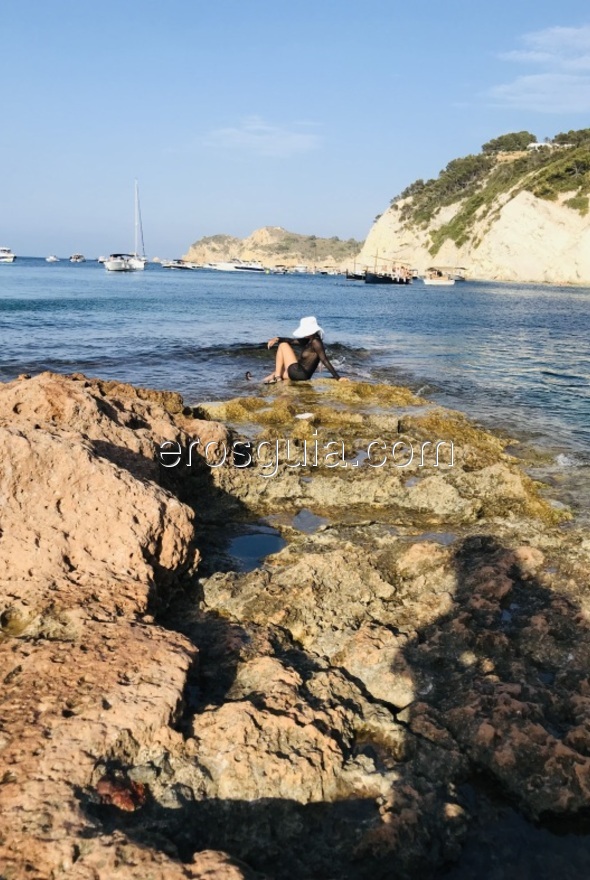 Yexu, Valencia escort Brazilian
