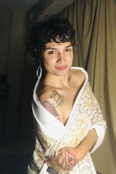 Yexu, valencia escort Brazilian