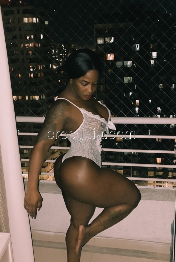 Candela, escort in malaga Colombian