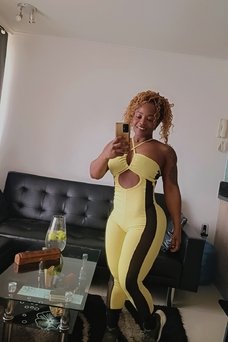 Candela, escort malaga Colombian