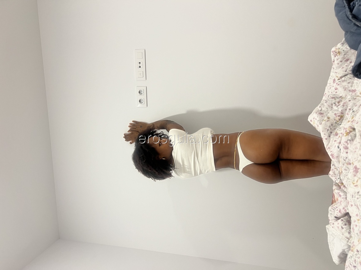 Kaddy, escort in malaga 