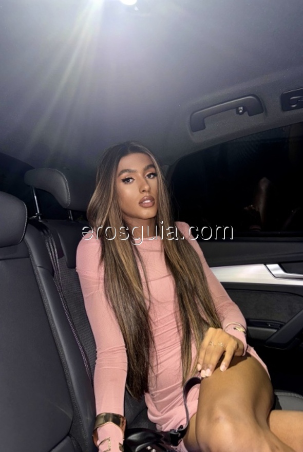 Celi , escort travesti Brasileña