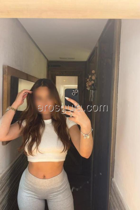 Katalina, Colombian