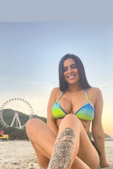 Esmeralda , Brésilienne