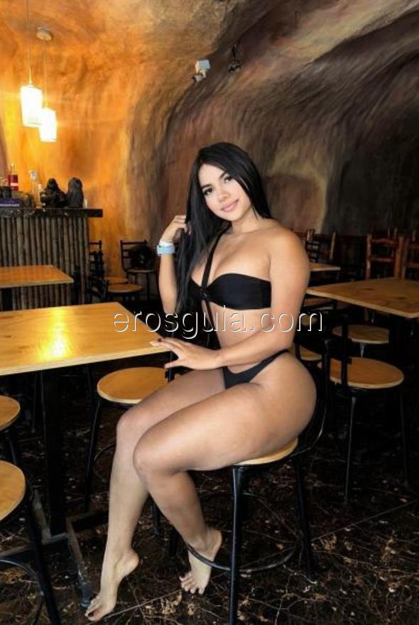 Salome, escorte girl à Barcelone Colombienne