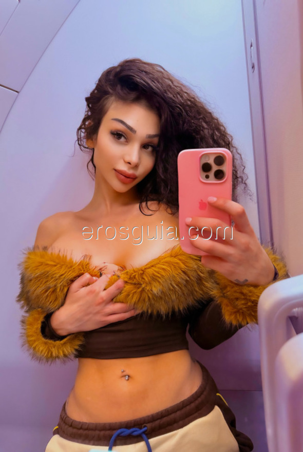 Ainara, annunci trans barcellona Spagnola