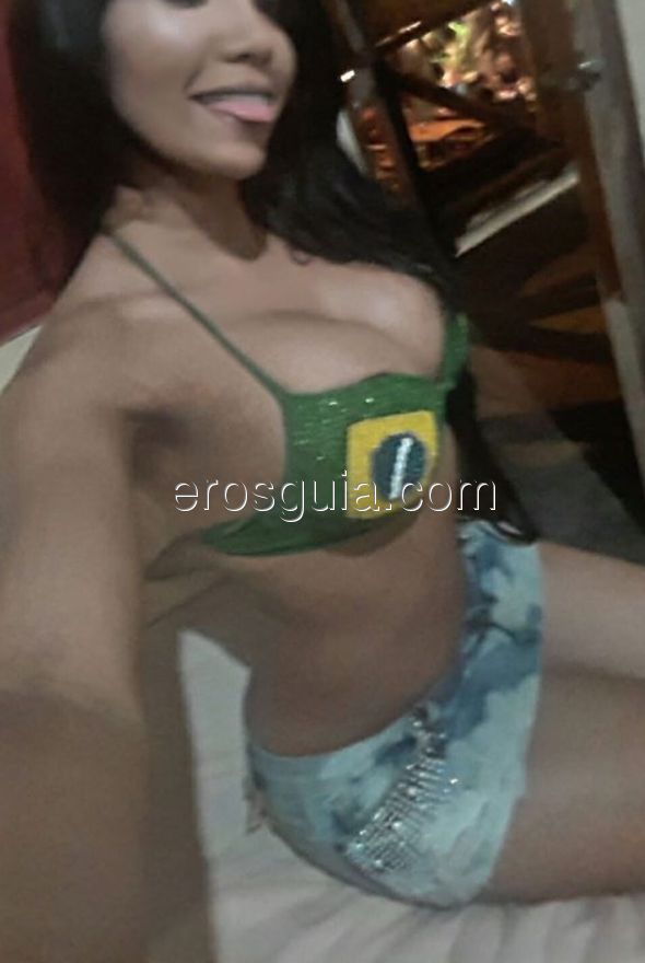 Karla, Ecuadoriana
